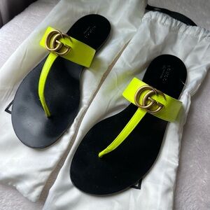 Gucci flat marmont thong sandal